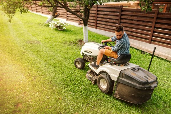 Cost of Industrial Lawn Mowing in Lubbock
